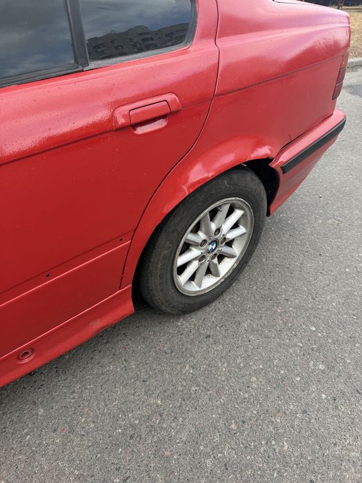 Bmw e36 1.8 газ бенз