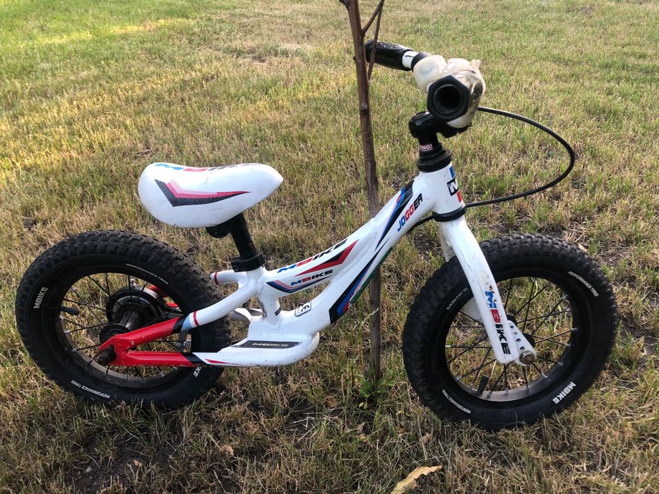 Біговел фірми MBIKE
