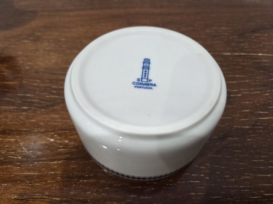 Bule e açucareiro S.P. Coimbra