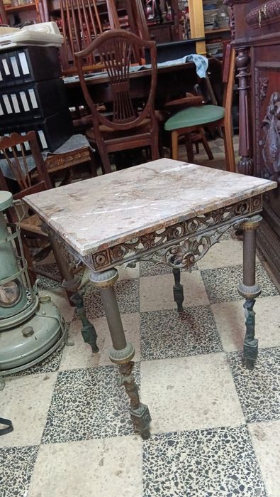 Mesa de apoio antiga