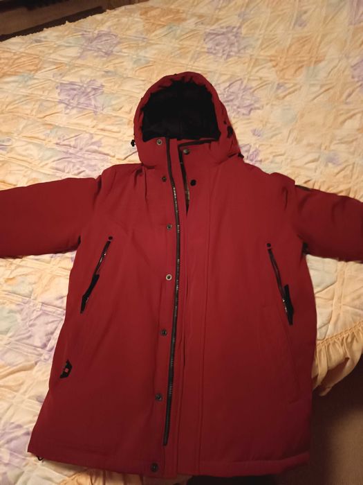 Продам зимову чоловічу куртку