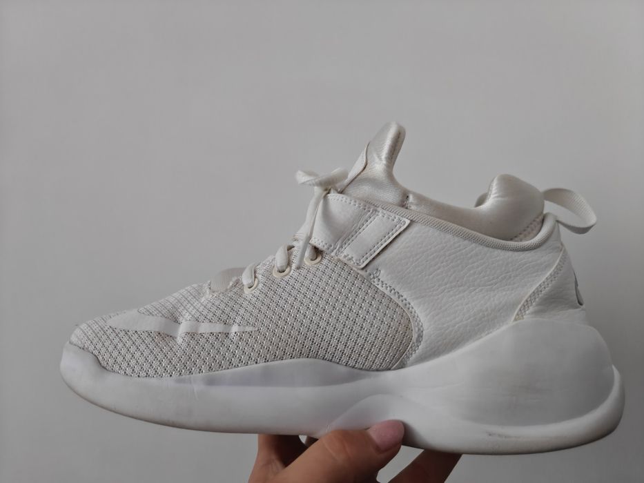 Nike adidasy sportowe sneakersy damskie 39/25,5 cm