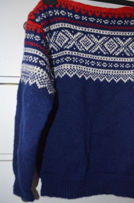 sweter robiony na drutach owcza wełna S