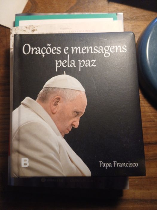 Papa Francisco, Orações e mensagens Pela Paz