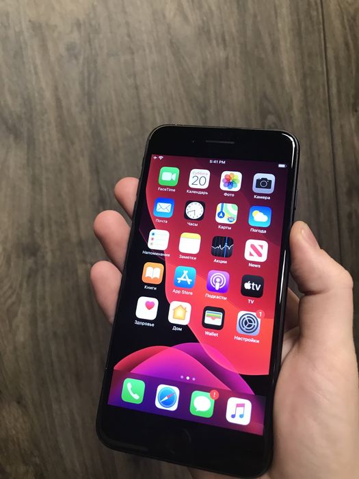 IPhone 7 plus 32GB Black Neverlock Оригинал айфон 7 плюс черный компл