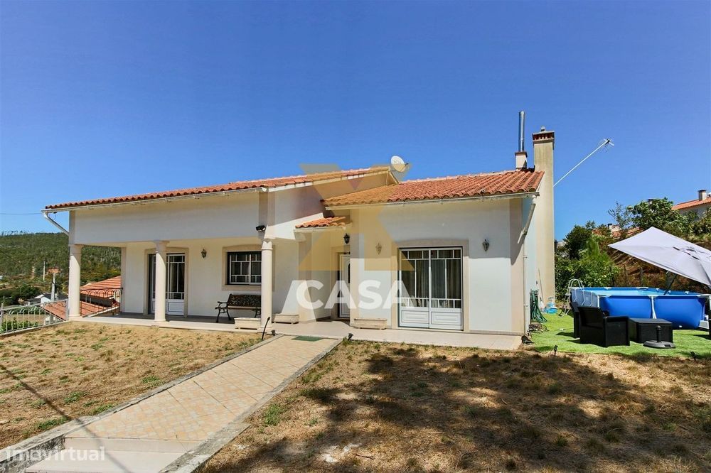 T4 Detached House for Sale in Urqueira, Ourém