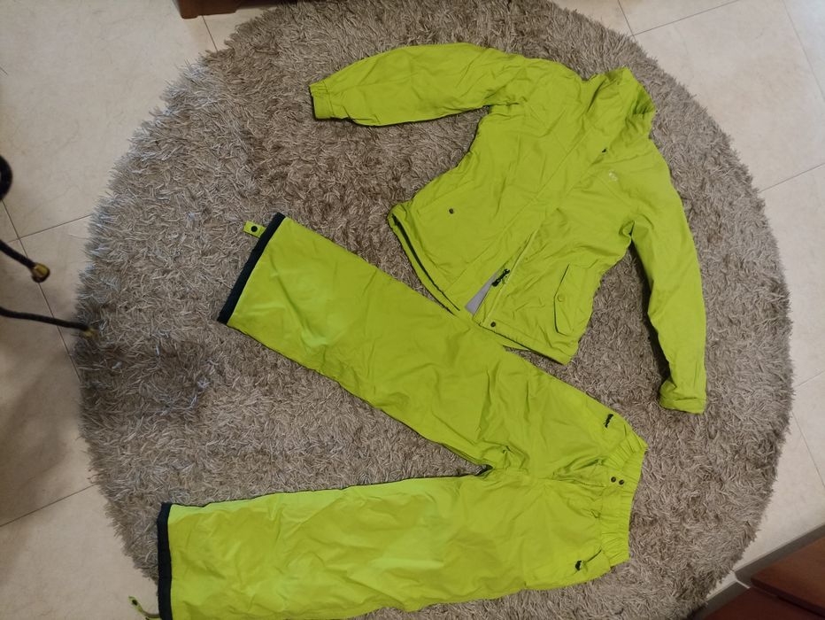 Fato para neve como novo 1,40