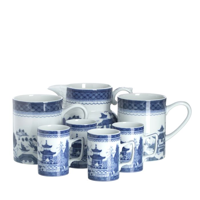 Porcelana - Sete canecas - Vista Alegre