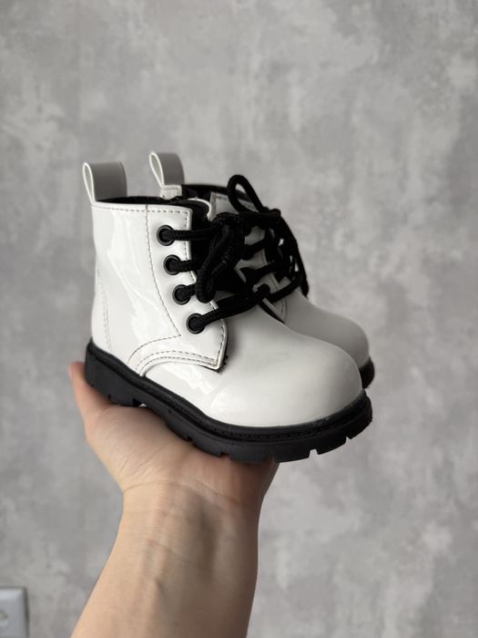 Продам дитячі осінні черевички  21 розмір