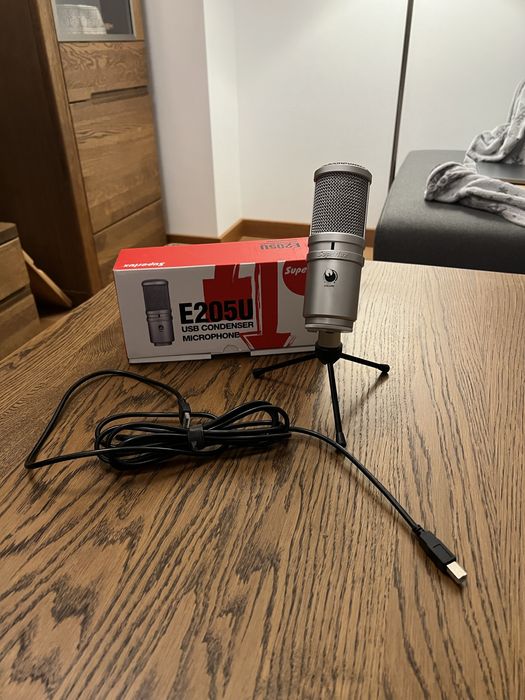 Mikrofon Superlux e205U