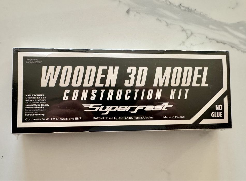 Drewniany model puzzle 3D do składania samochod superfast Wooden.City