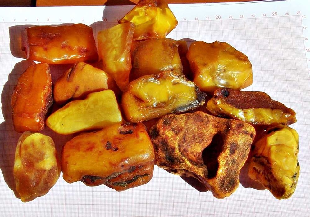 Sprzedam/ZAMIENIĘ NA COŚ CIEKAWEGO - bursztyn bałtycki /AMBER