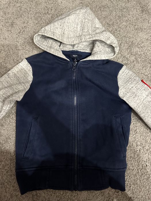 Sliczne bluzy GAP 120cm 2szt.