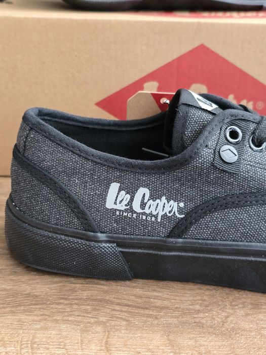 Lee Cooper Grafitowe Trampki Klasyczne Minimalistyczne R. Eu 43 - 28 cm