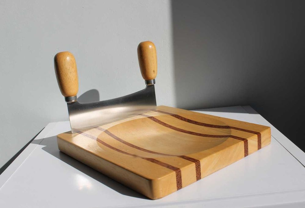 Siekacz Tasak do ziół Nóż kołyska Deska drewniana Komplet NRD PRL