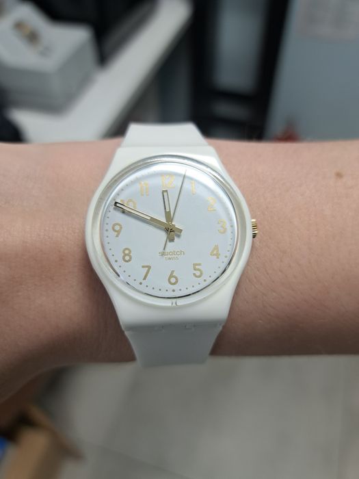 Zegarek swatch gent biały ecru złote indeksy