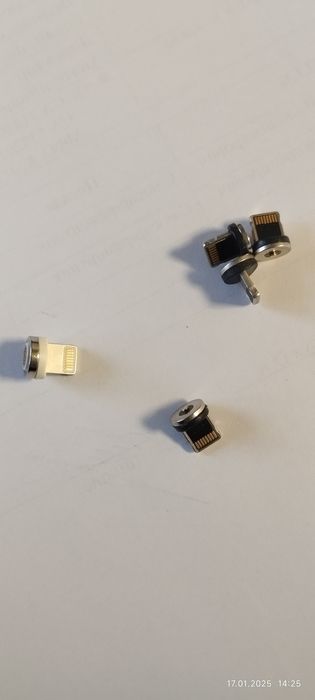 IPhone к шнуру магнитной зарядки