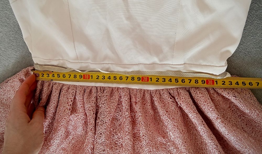 Urocza sukienka balowa Duet A&M rozmiar S