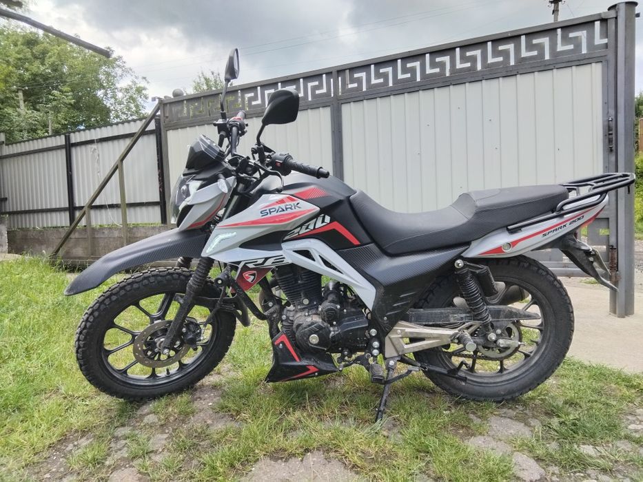 Мотоцикл Spark 200