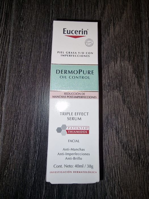 Odsprzedam dwa opakowania serum Eucerin DermoPure