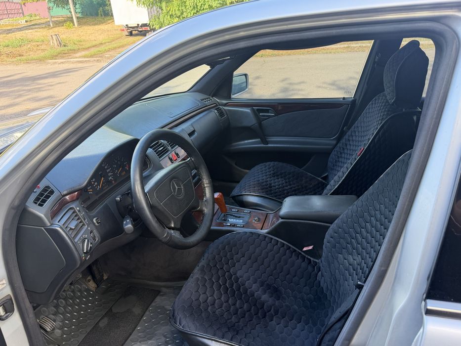 Мерседес Е230 2.3 бензин, Автомат, чудовий стан, обмін