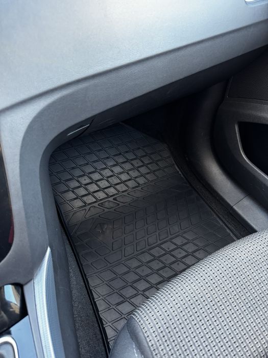 Продаємо своє авто Peugeot 508 blueHd 2015 1,6 дизель