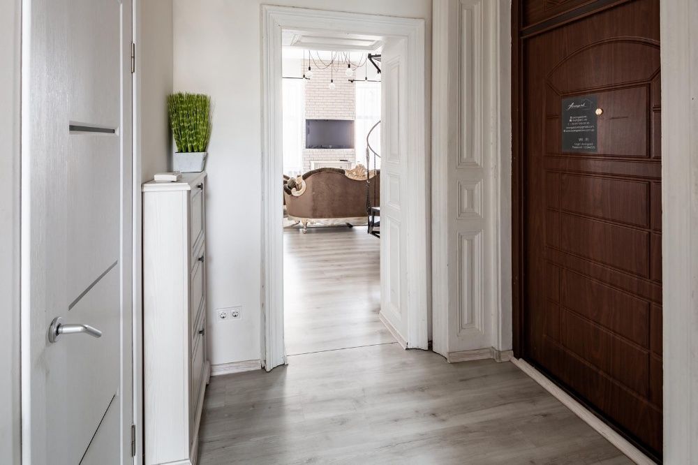 вул. Мартовича 3/Оренда Подобово дворівневі апартаменти/для 6 осіб