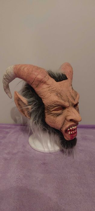 Maska. Inna niż wszystkie.