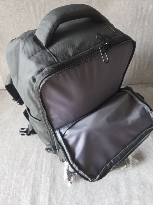 Mochila viagem com sistema de saco vácuo + bomba manual
- Sem uso, Novo
- tecido impermeável e bom acabamento 
- bolso principal com saco vácuo para m