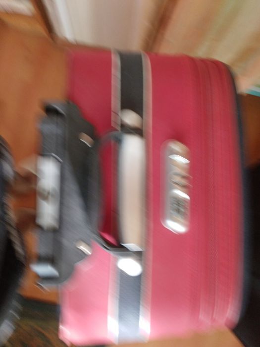 Vendo mala de viagem  muito bom estado
