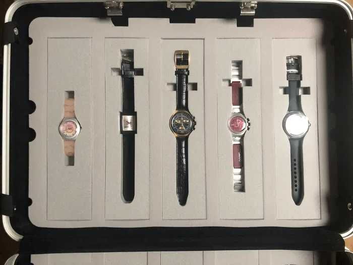 Coleção de relógios James Bond Swatch (raro)