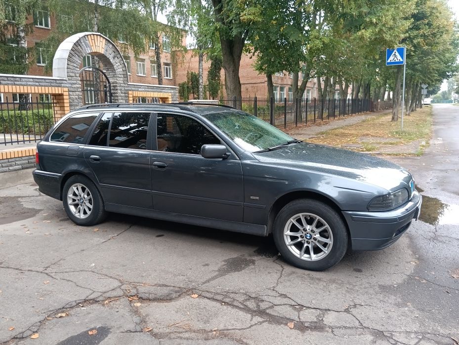 Продам БМВ е39  525 тді