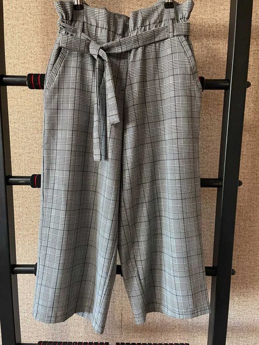 Штани на дівчинку. Вік 9-11 років.