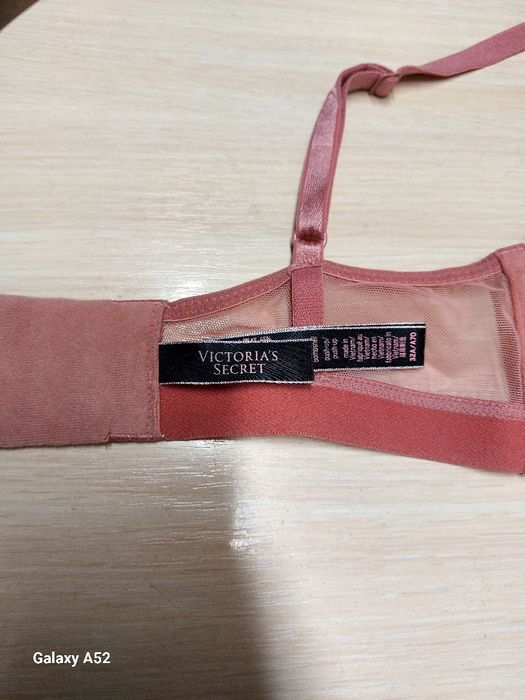 Бюстгалтер Victoria's Secret