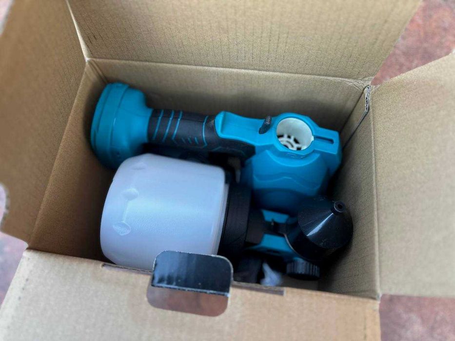 Краскопульт аккумуляторный Makita 48v. 2 акб. Фарбопульт Макита