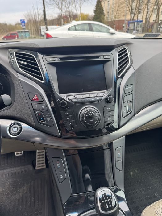 Hyundai i40  CRDi  Premium