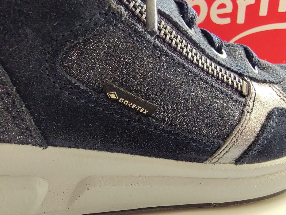 Trzewiki ocieplone Superfit Gore-Tex 36/ szczupły model