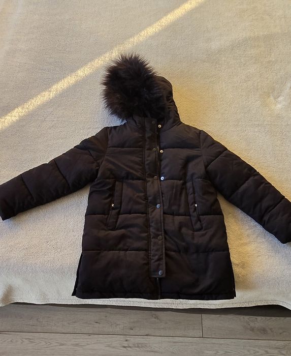 Kurtka zimowa z futerkiem 9-10 lat