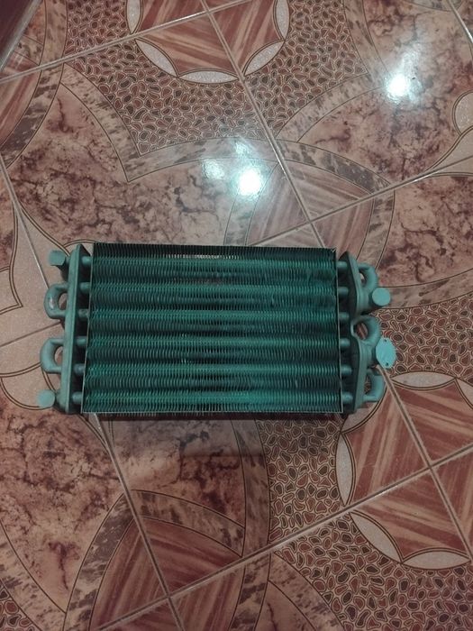 Теплообменник , б/у, с котла  -колонки , Herman  ,Habitat  2  .