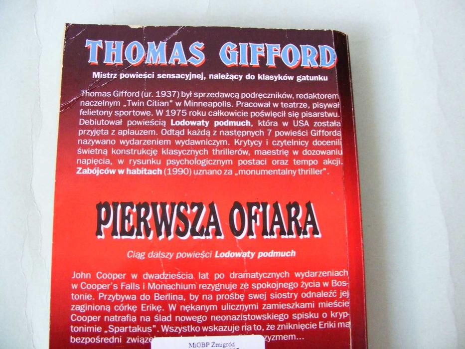 Po omacku Bausch / Pierwsza ofiara Thomas Gifford