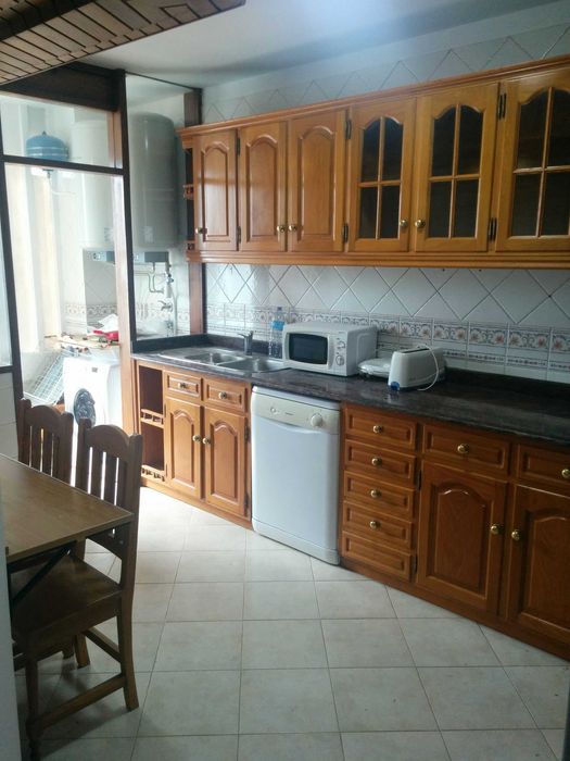 Quarto em apartamento de estudantes no Pólo, ao pé do ISEP, ESS