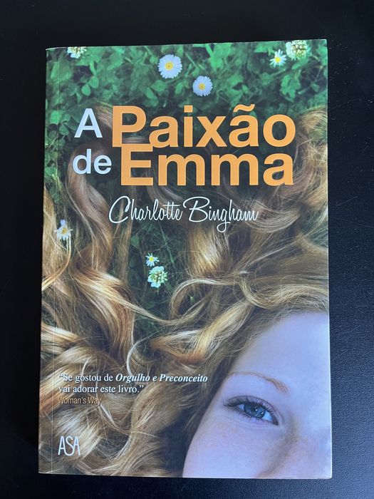 Livros variados em português