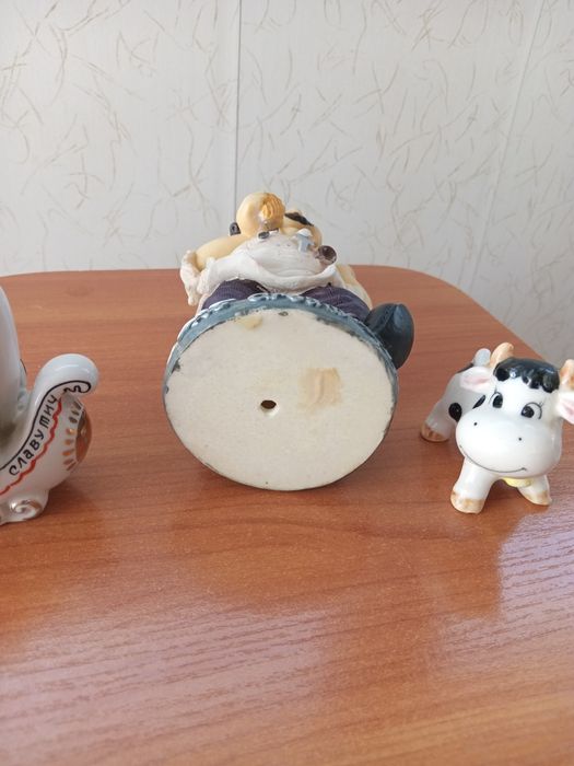 Продам   Статуетку
