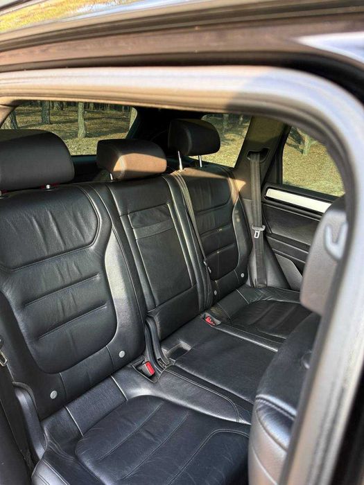 Продам Volkswagen Touareg 2013