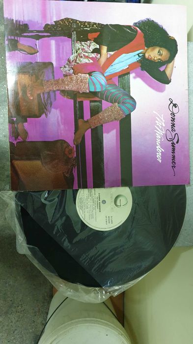 Vinil Neil Diamonf best off,  Amália e outros  discos