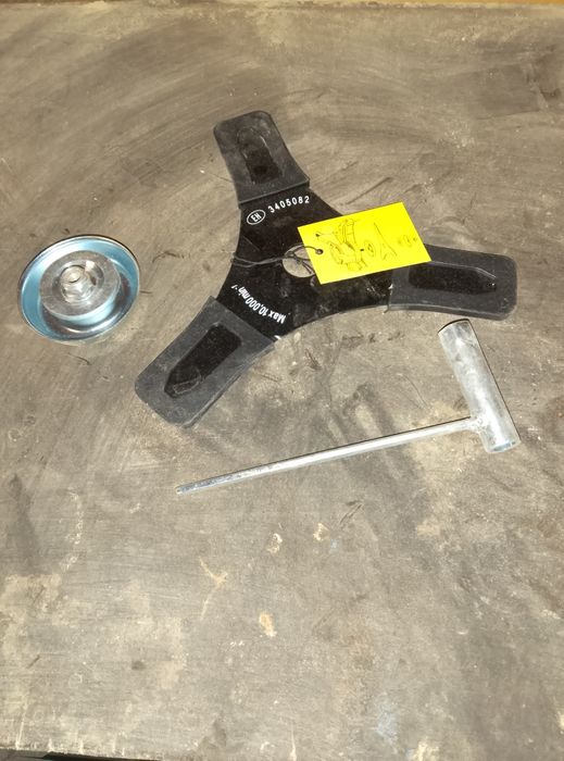 Nóż do kosiarki plus akcesoria