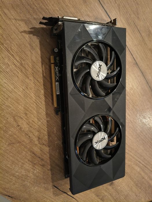Radeon R9 390 8gb