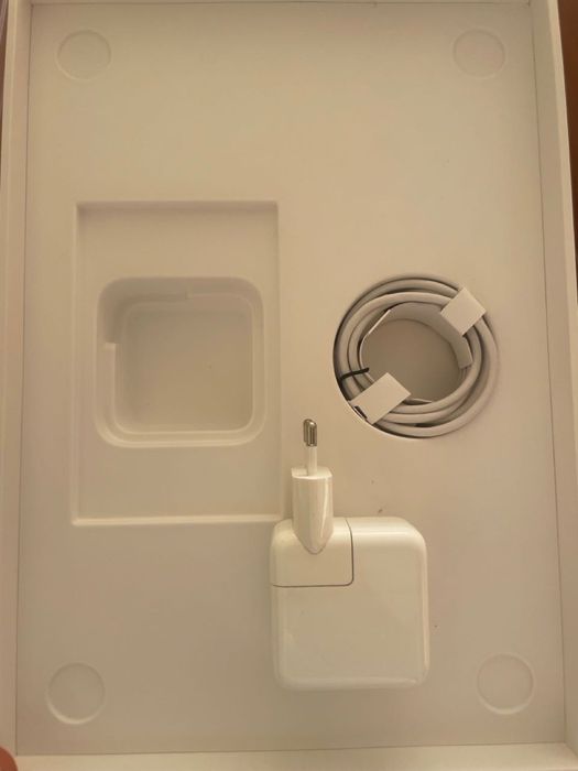 Apple MacBook Air 13" 2018, 8Gb/256Gb Space Gray