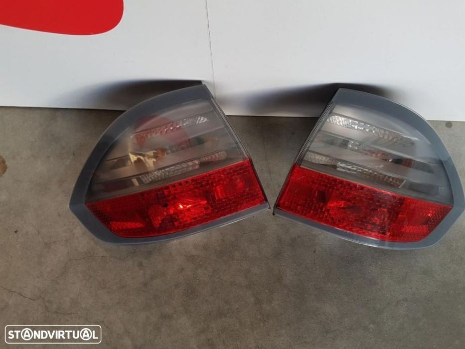 Farolins traseiros Ford S-Max 2008