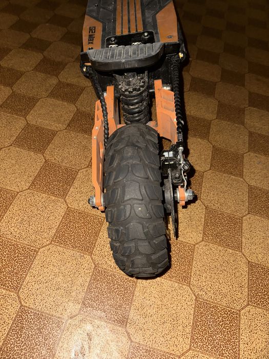елктросамокат kugoo G2 max (2025)